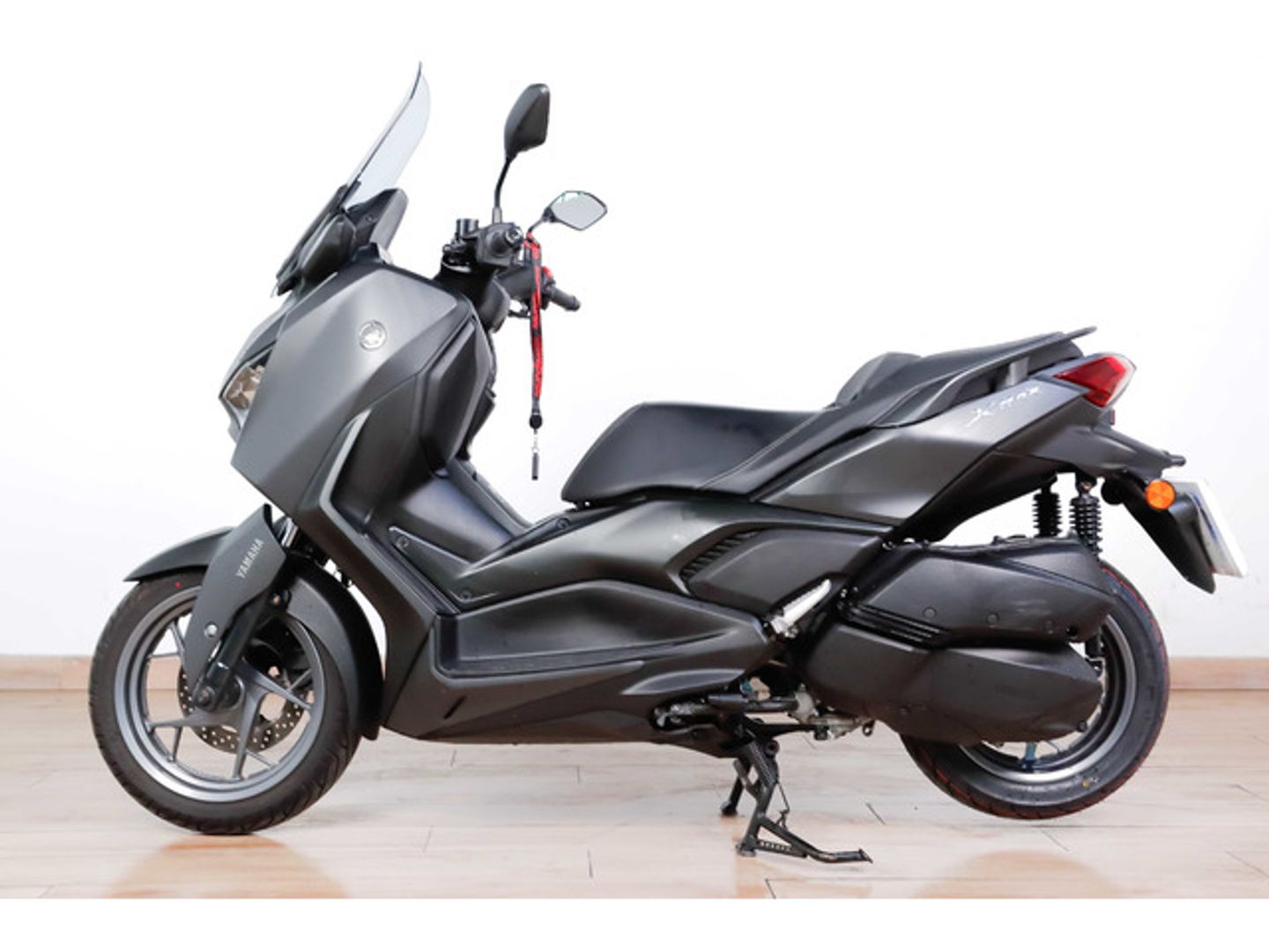 Yamaha X-Max 300