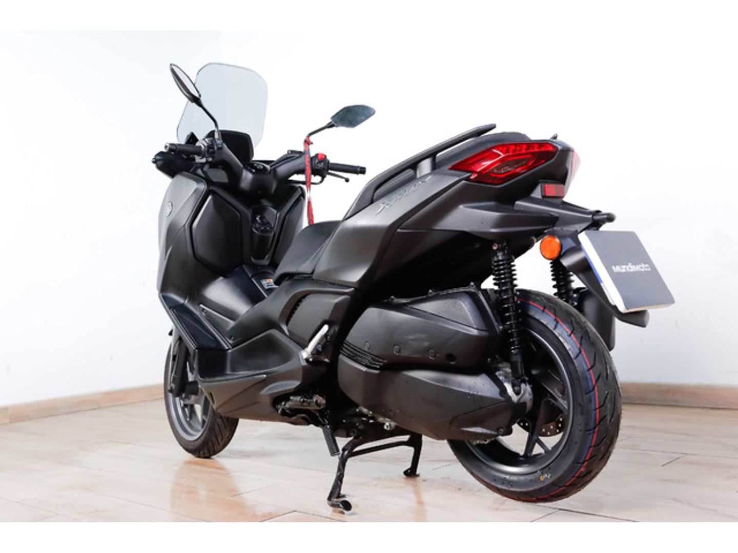 Yamaha X-Max 300