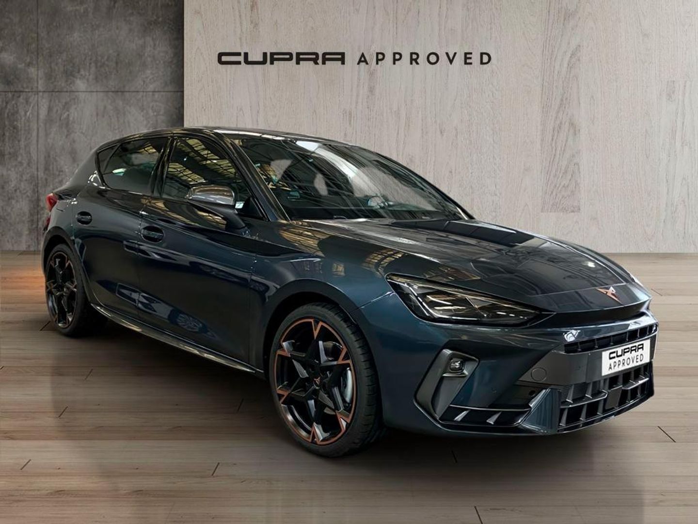 CUPRA León 1.5 eTSI Launch Edition DSG 110 kW (150 CV) Gris Sedan