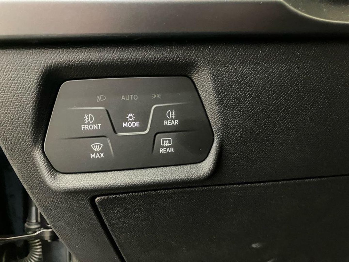 CUPRA León 1.5 eTSI Launch Edition DSG 110 kW (150 CV)