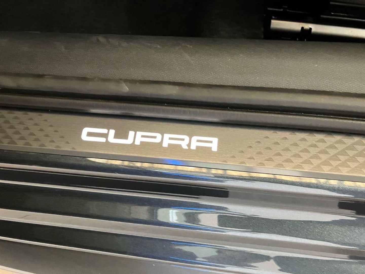 CUPRA León 1.5 eTSI Launch Edition DSG 110 kW (150 CV)