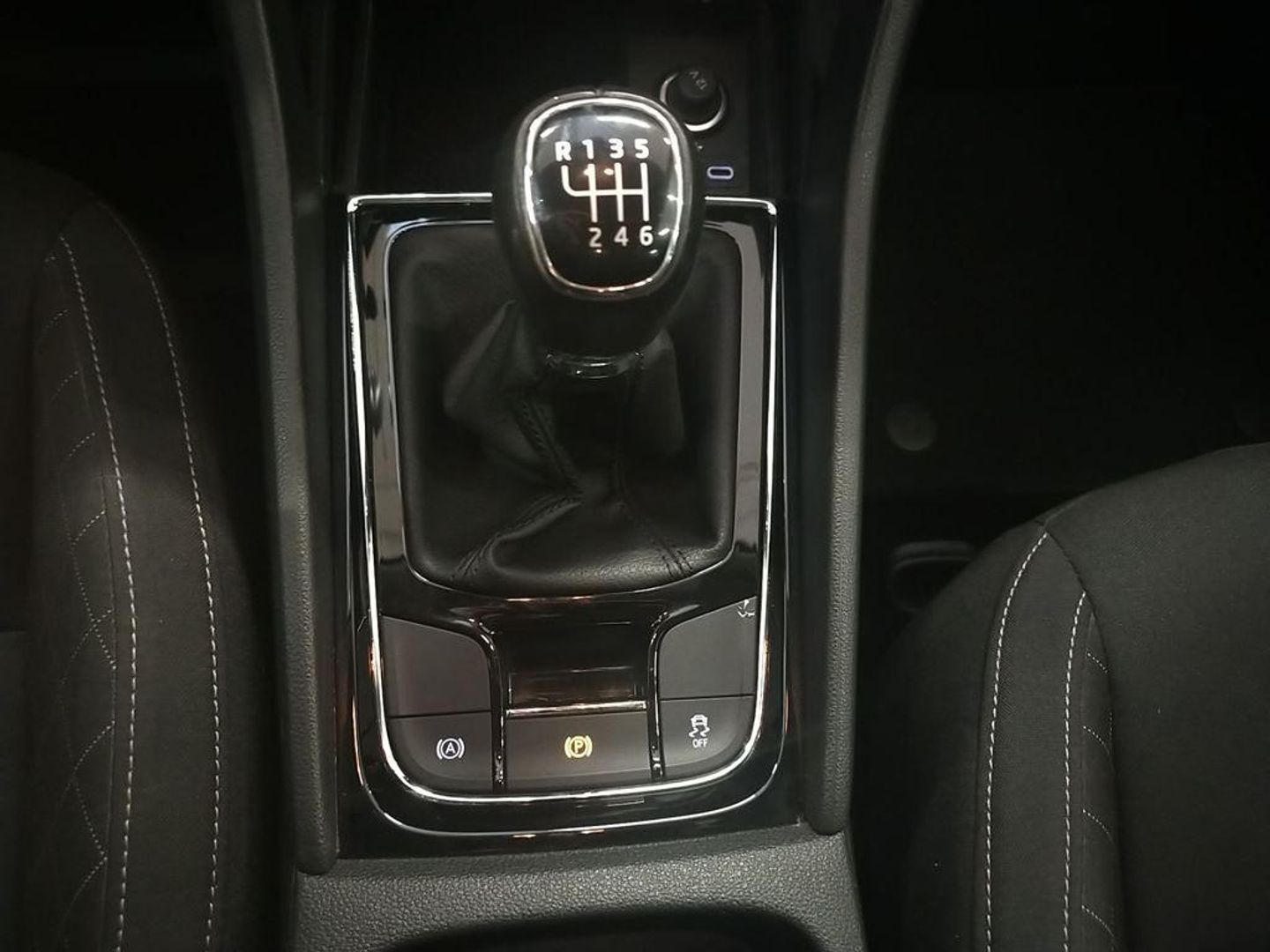 Skoda Karoq 1.0 TSI Ambition