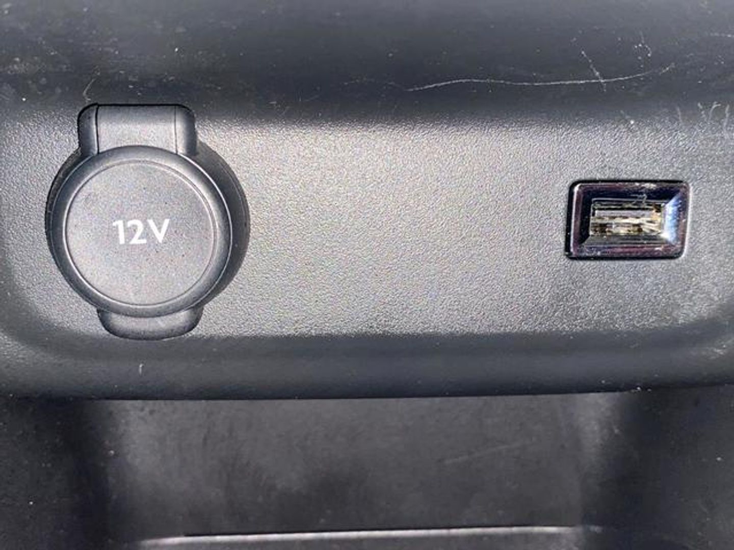 Citroen C3 PureTech 83 Plus 61 kW (83 CV)