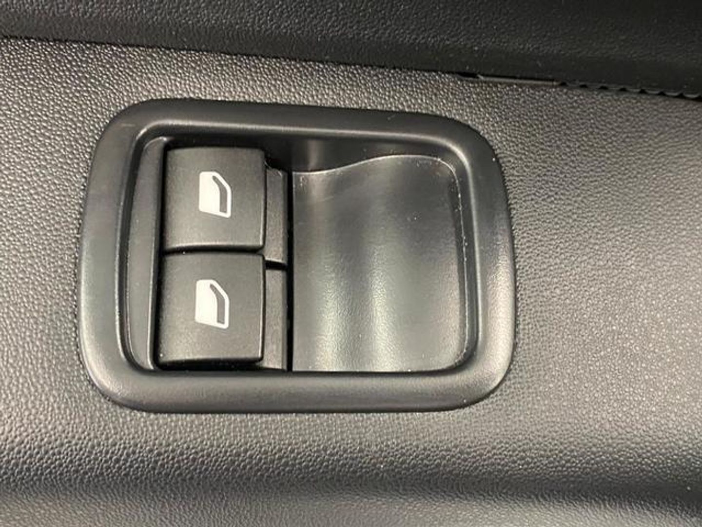 Citroen C3 PureTech 83 Plus 61 kW (83 CV)