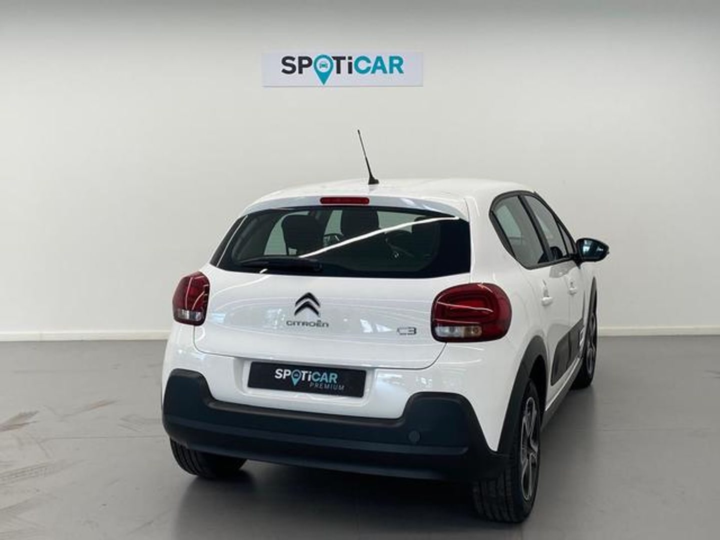 Citroen C3 PureTech 83 Plus 61 kW (83 CV)