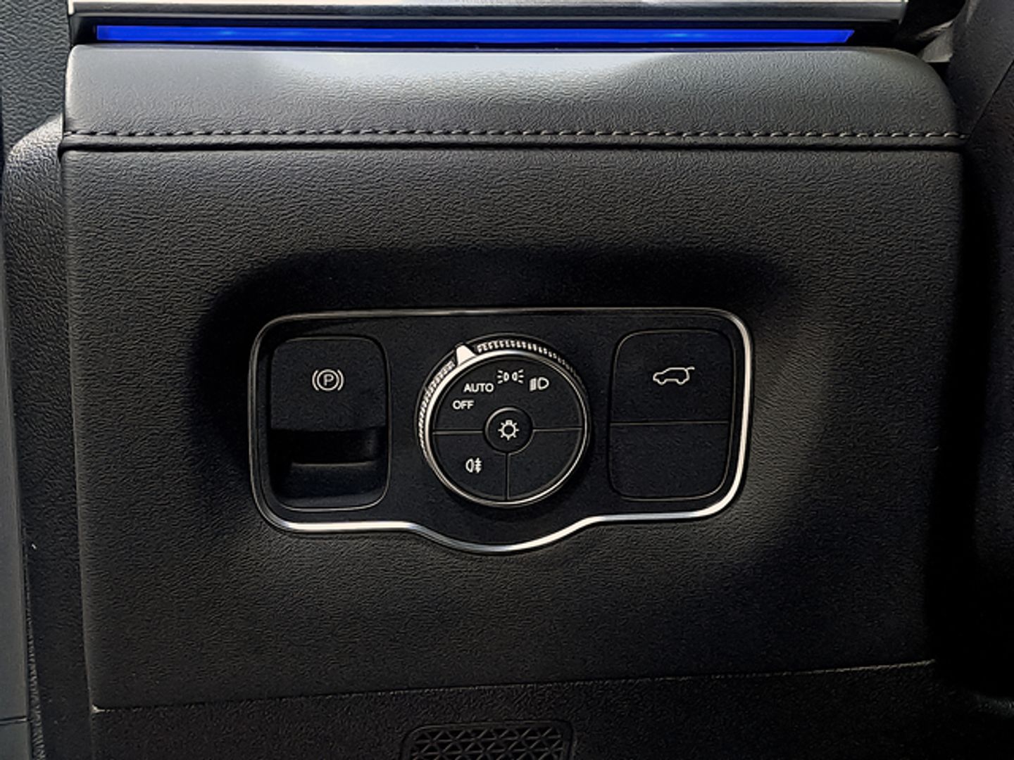 Ebro S800 1.6 TGDI Luxury DCT 108 kW (147 CV)