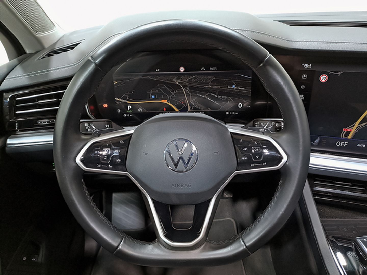 Volkswagen Touareg 3.0 TSI eHybrid Elegance