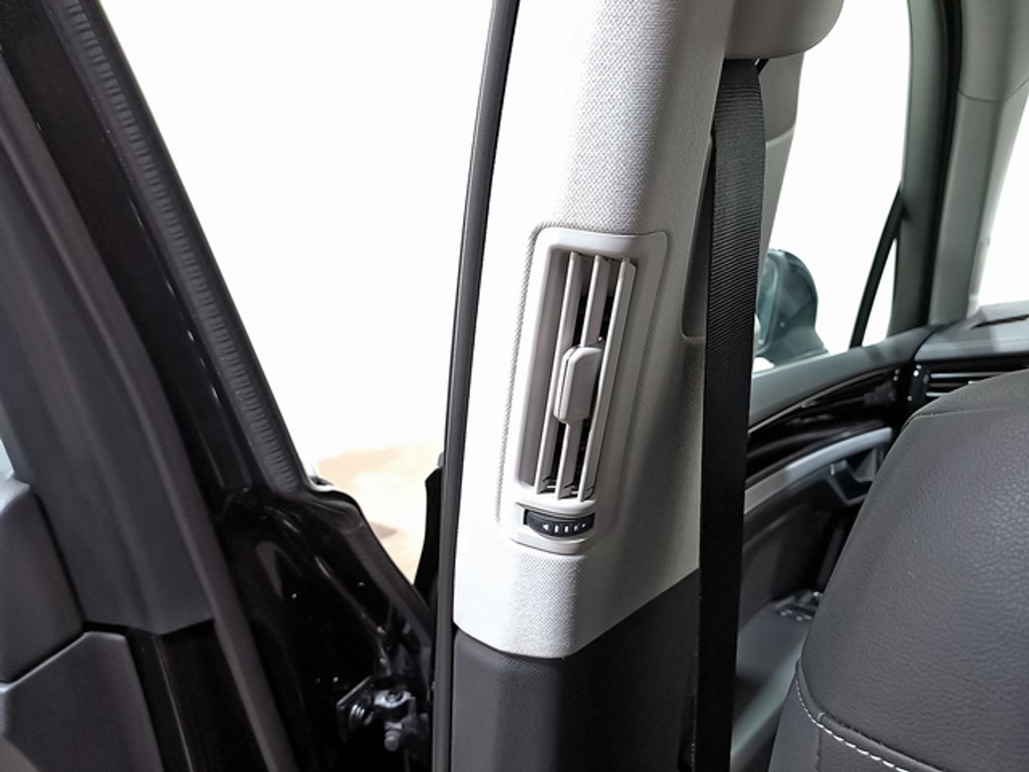 Volkswagen Touareg 3.0 TSI eHybrid Elegance