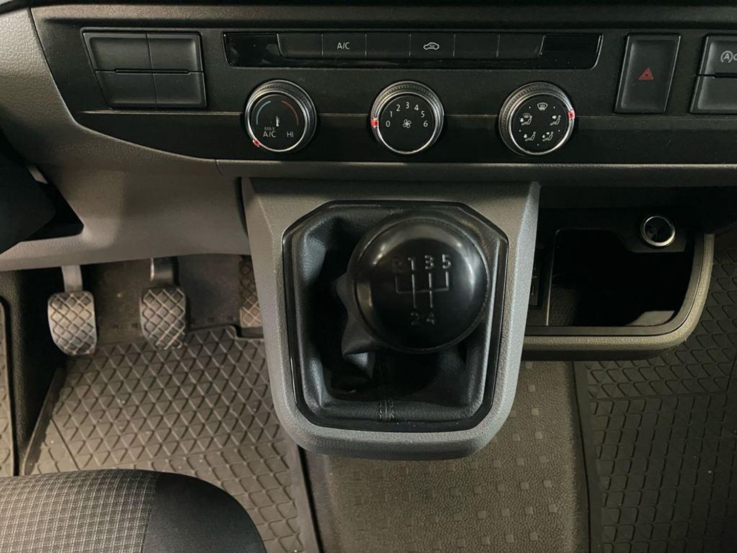 Volkswagen Transporter Furgon 2.0 TDI Furgon Batalla Larga