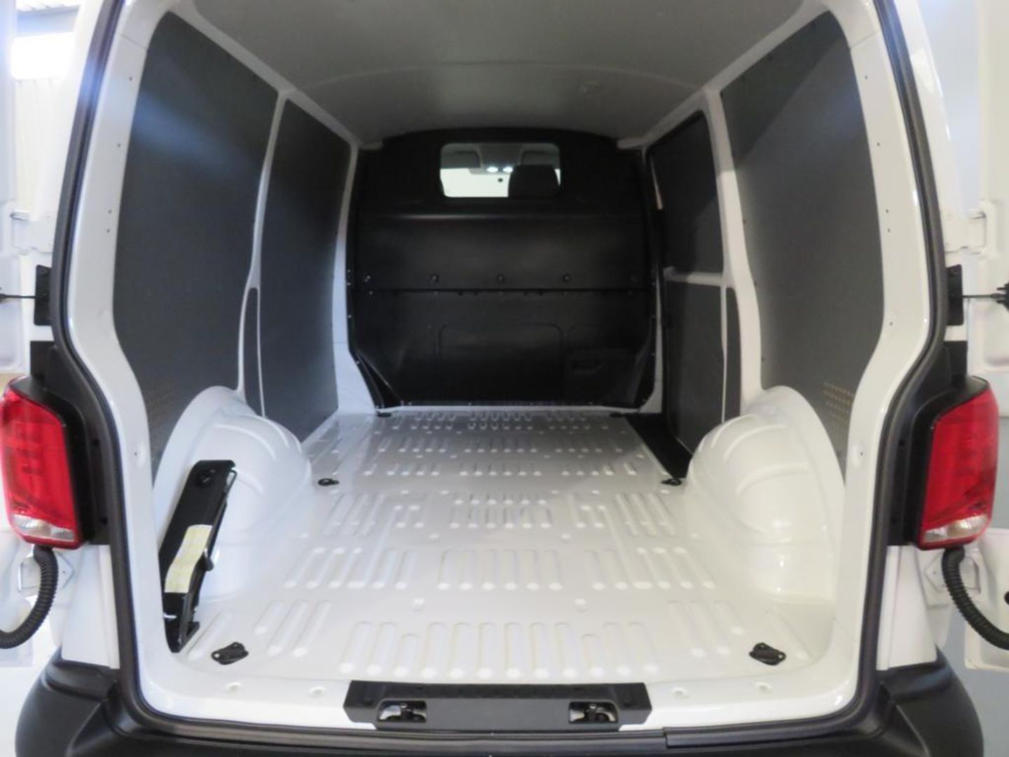 Volkswagen Transporter Furgon 2.0 TDI Furgon Batalla Larga