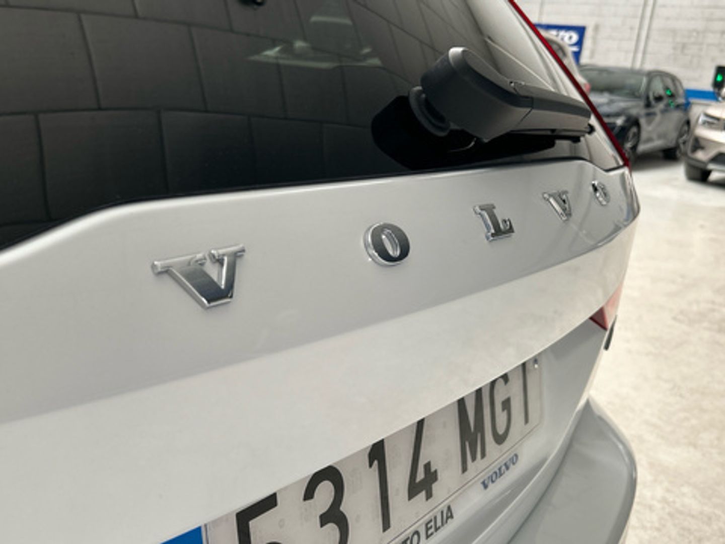 Volvo V60 T6 Recharge Inscription Core