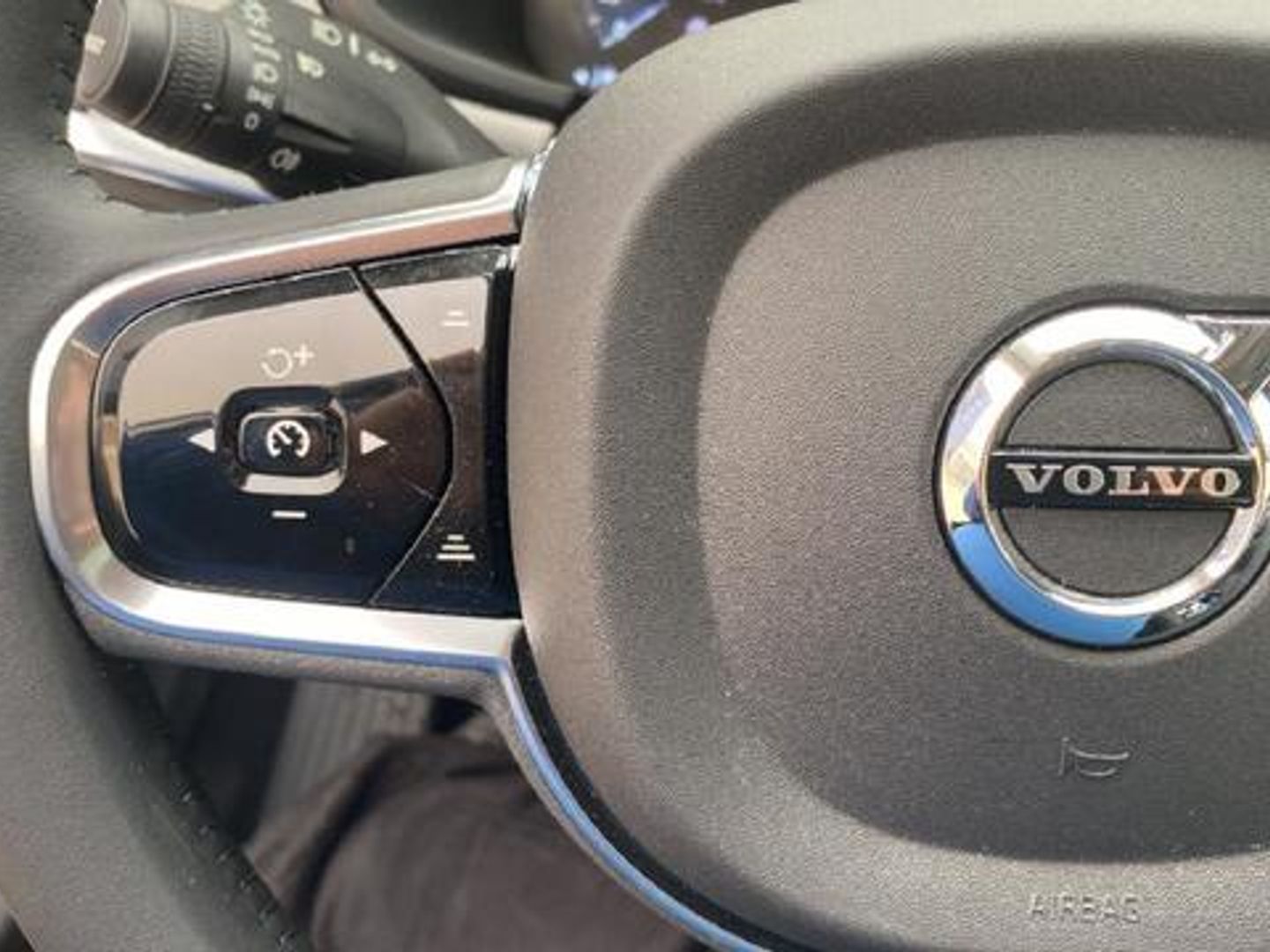 Volvo S90 T8 Business Plus