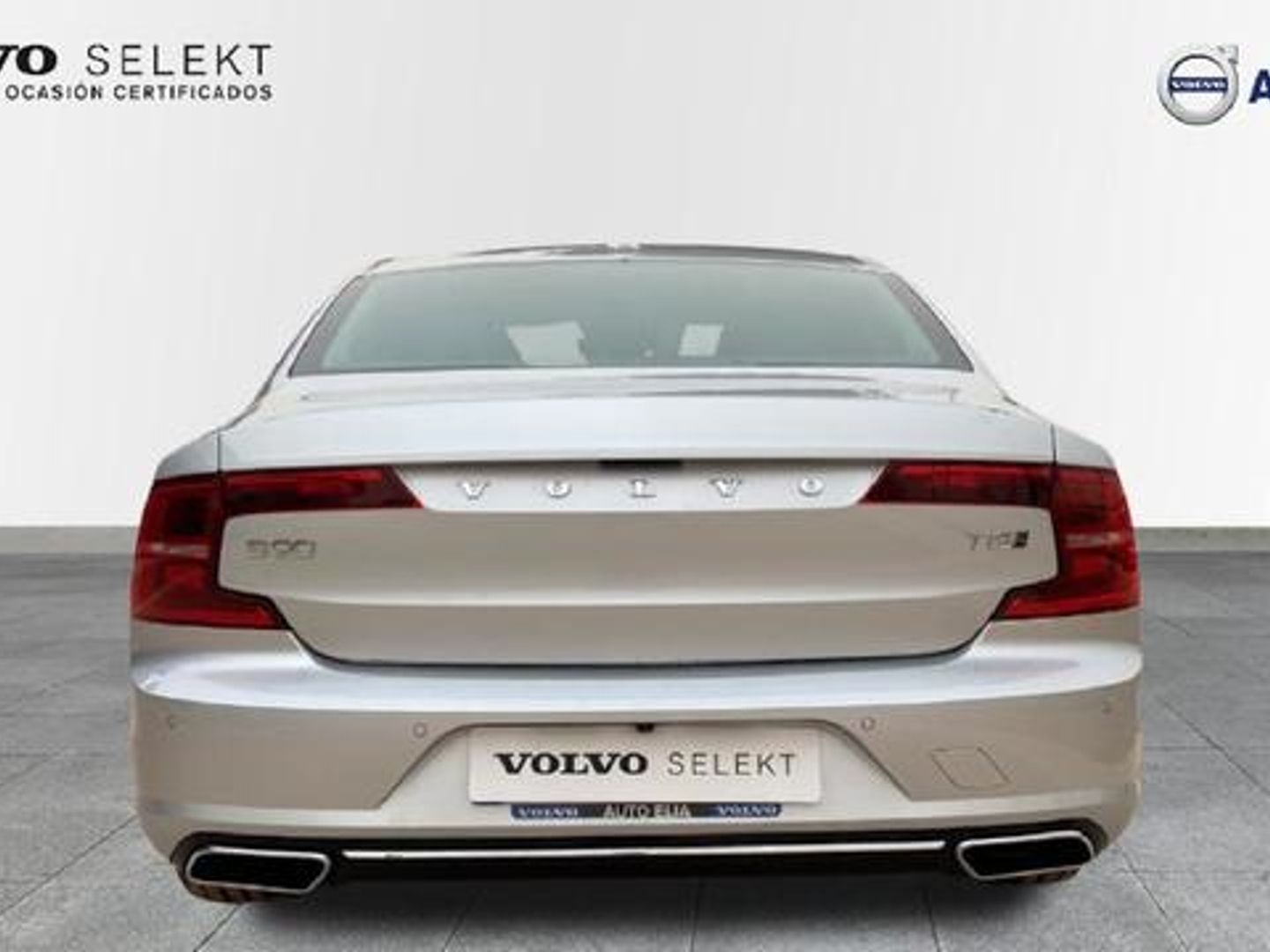 Volvo S90 T8 Business Plus