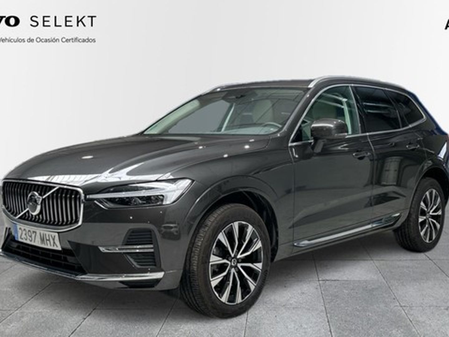 Volvo XC60 B4 D Plus Bright Gris All Terrain / Pick-up