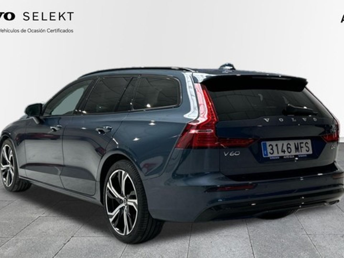 Volvo V60 B4 D Plus Dark