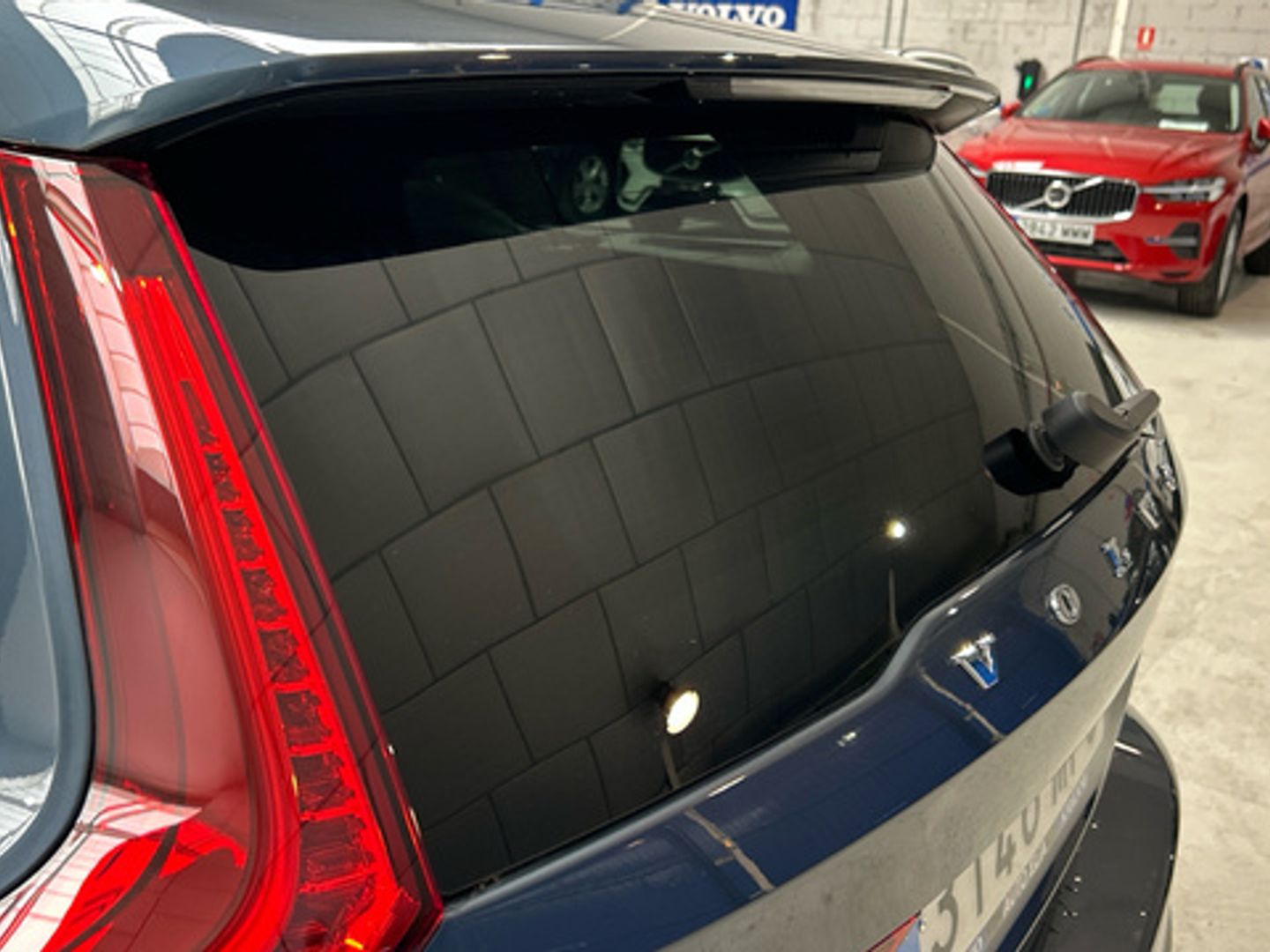 Volvo V60 B4 D Plus Dark