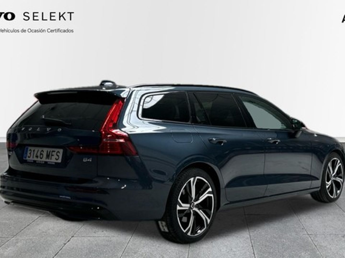 Volvo V60 B4 D Plus Dark