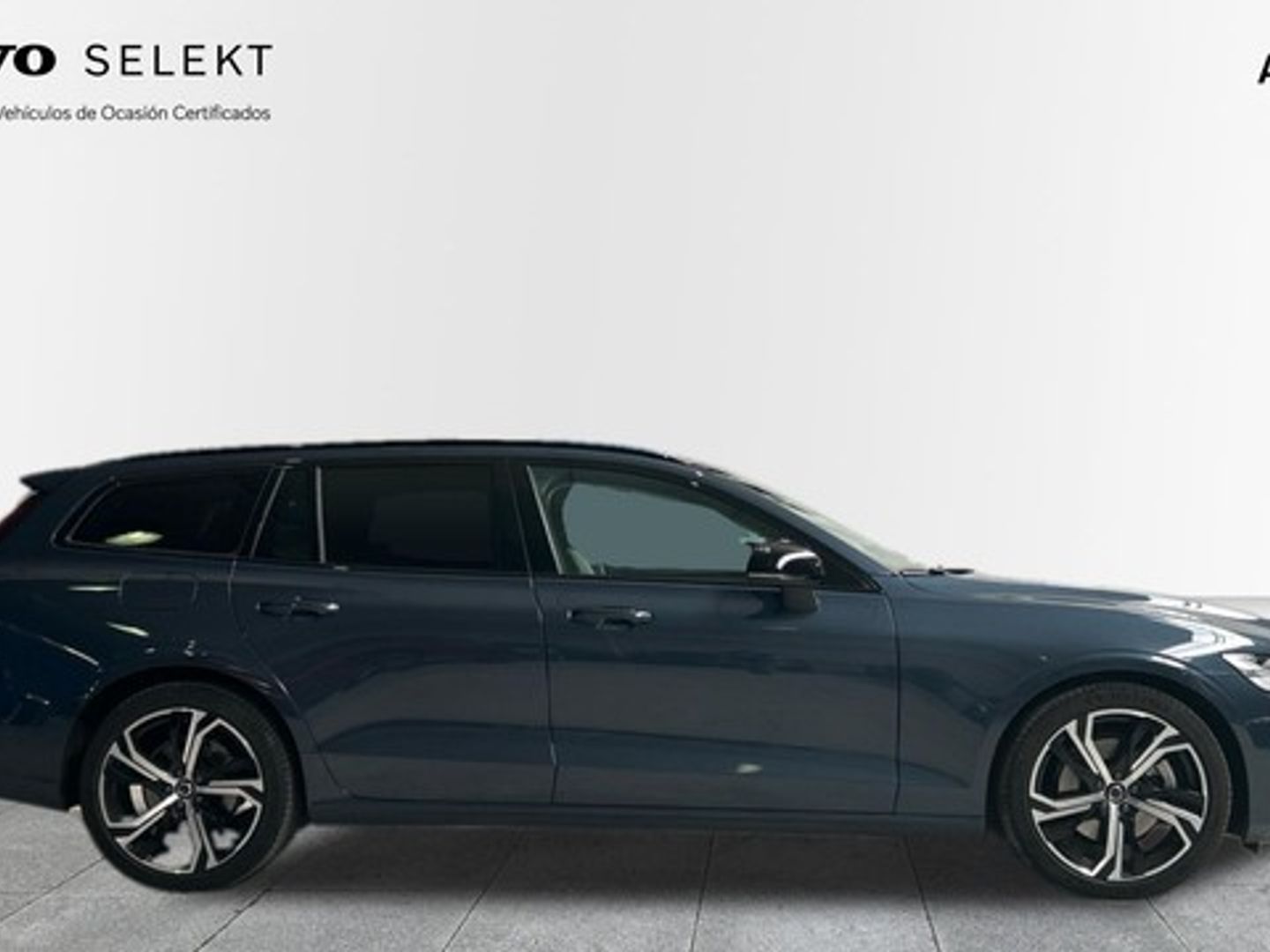 Volvo V60 B4 D Plus Dark