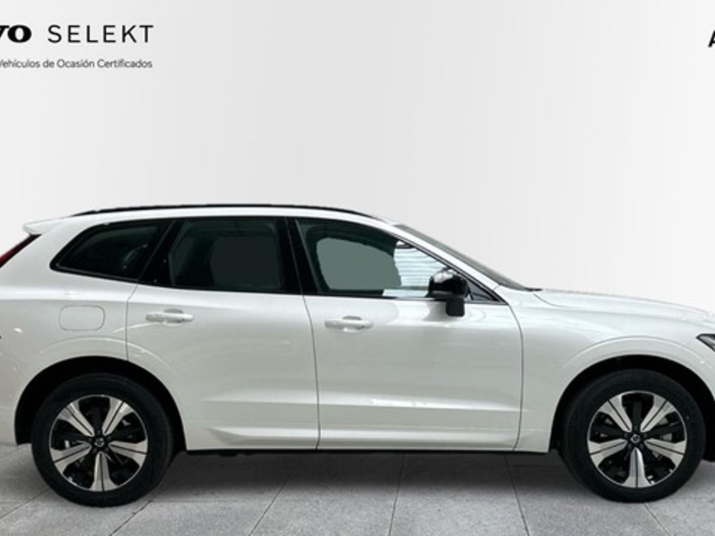 Volvo XC60 T6 Recharge Plus Dark