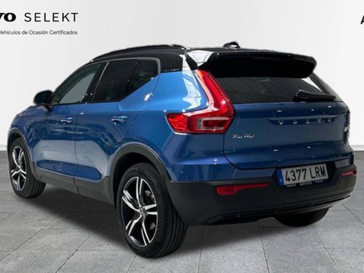 Volvo XC40 T4 R-Design Expression