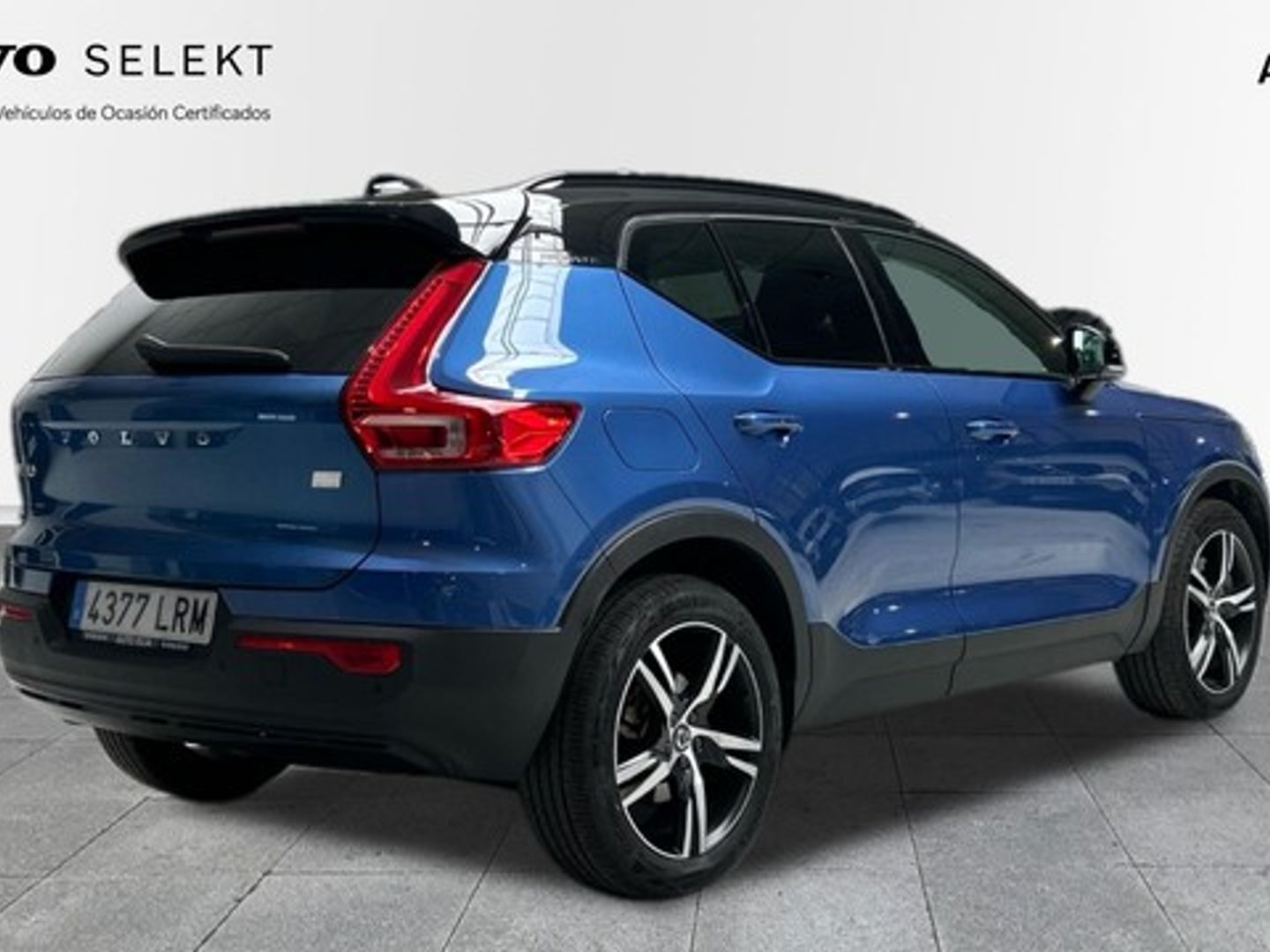 Volvo XC40 T4 R-Design Expression