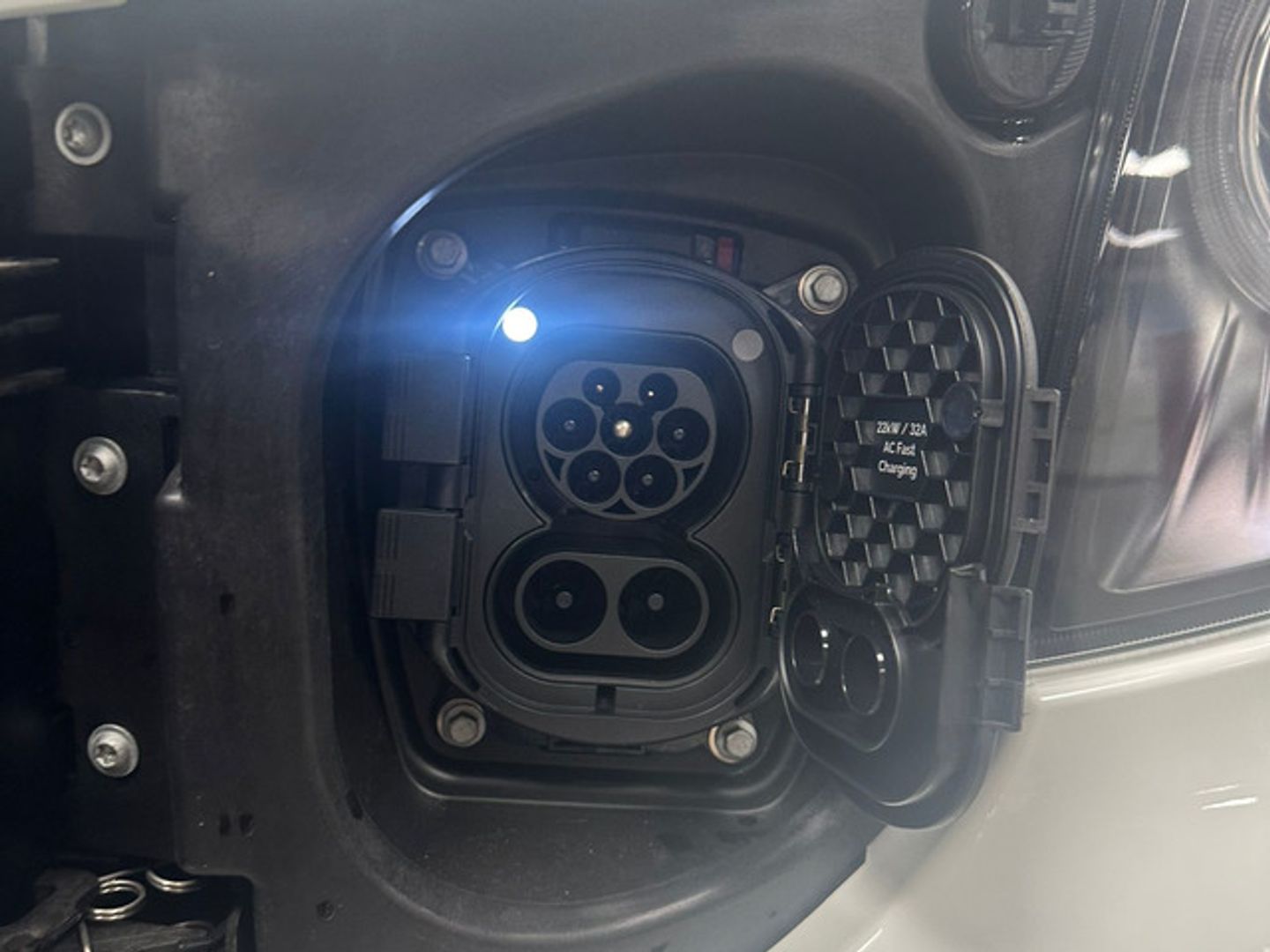 Levc VN5 1.5 Ultima Auto 110 kW (150 CV)