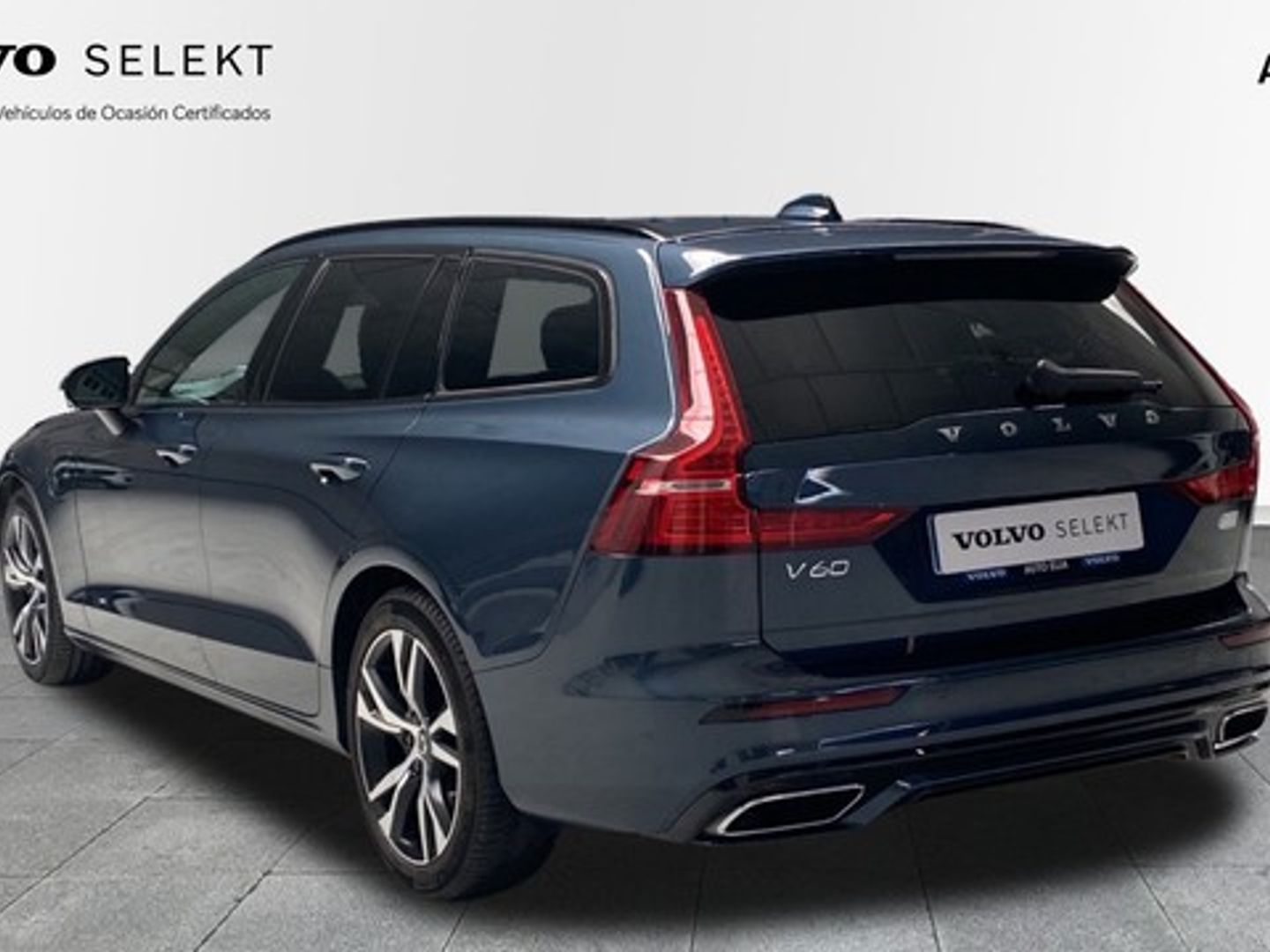 Volvo V60 T6 Recharge R-Design