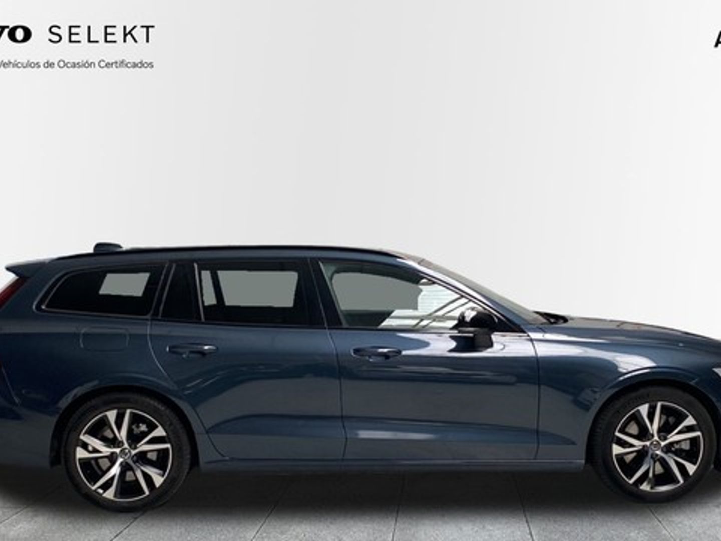 Volvo V60 T6 Recharge R-Design