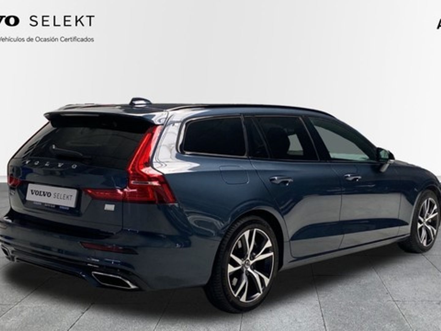 Volvo V60 T6 Recharge R-Design