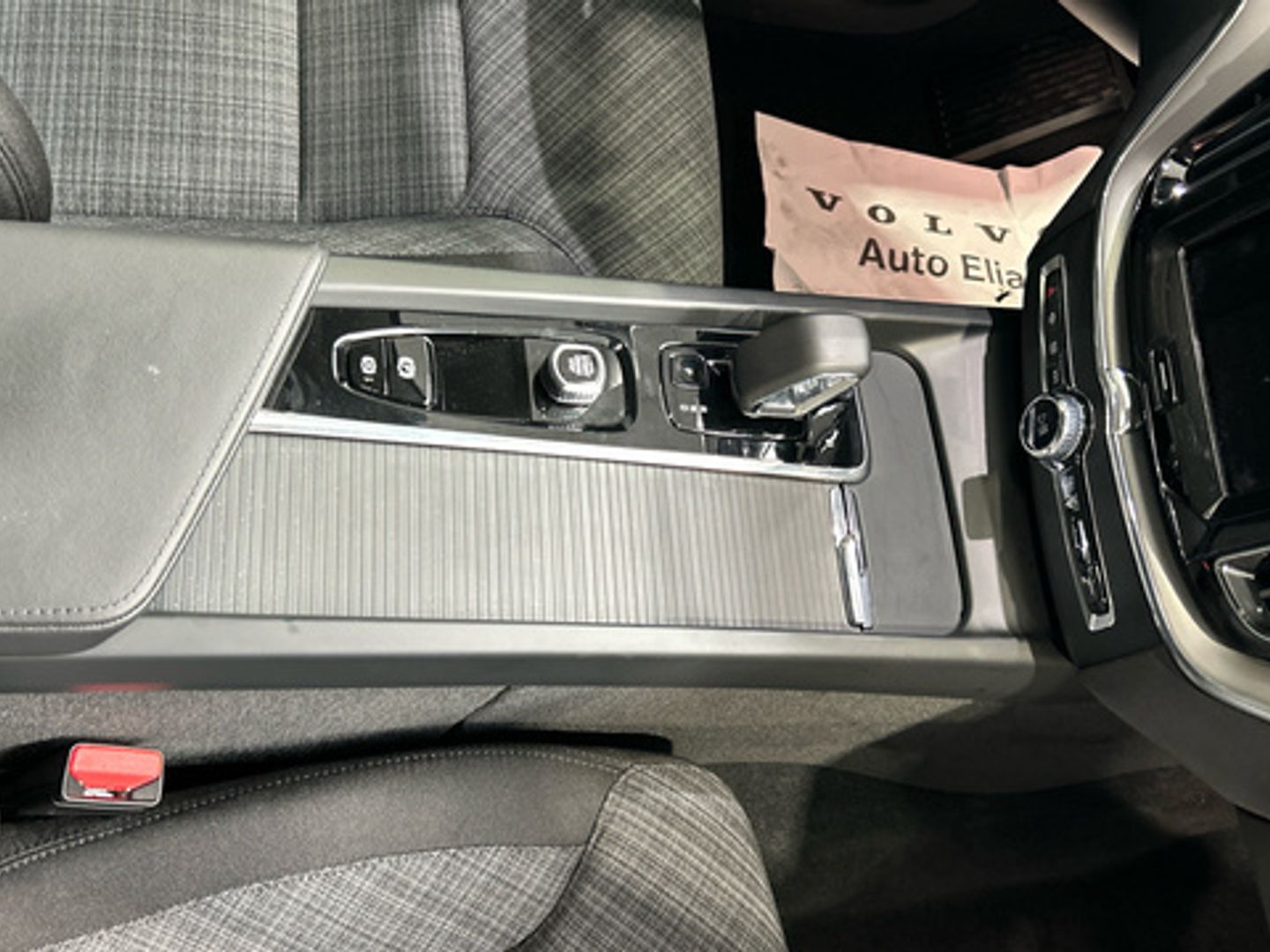Volvo XC60 B4 D Core Auto 145 kW (197 CV)