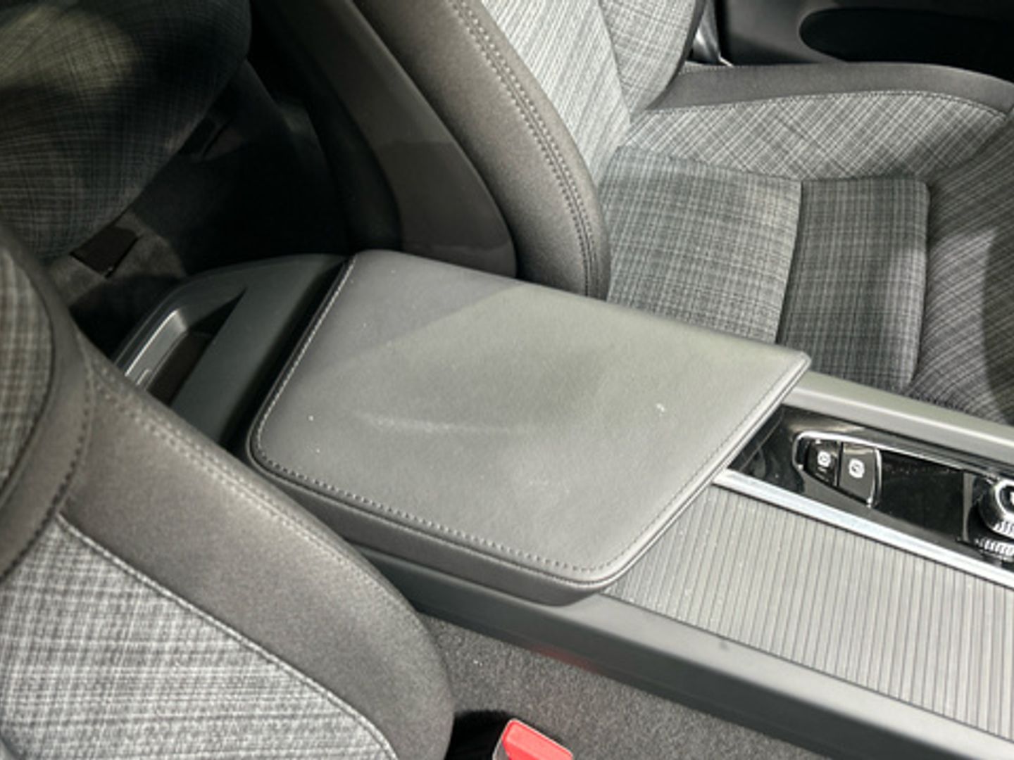 Volvo XC60 B4 D Core Auto 145 kW (197 CV)