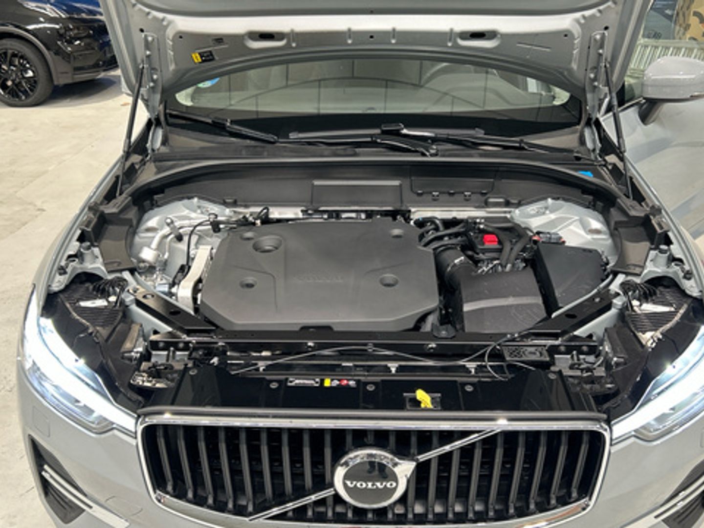 Volvo XC60 B4 D Core Auto 145 kW (197 CV)