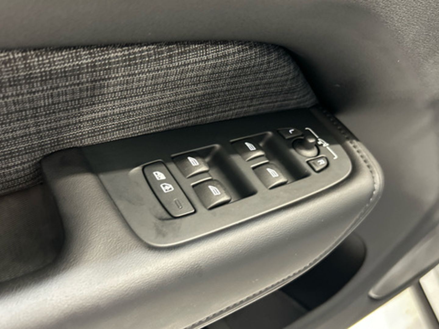 Volvo XC60 B4 D Core Auto 145 kW (197 CV)