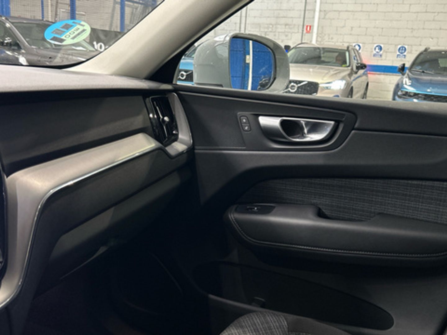Volvo XC60 B4 D Core Auto 145 kW (197 CV)