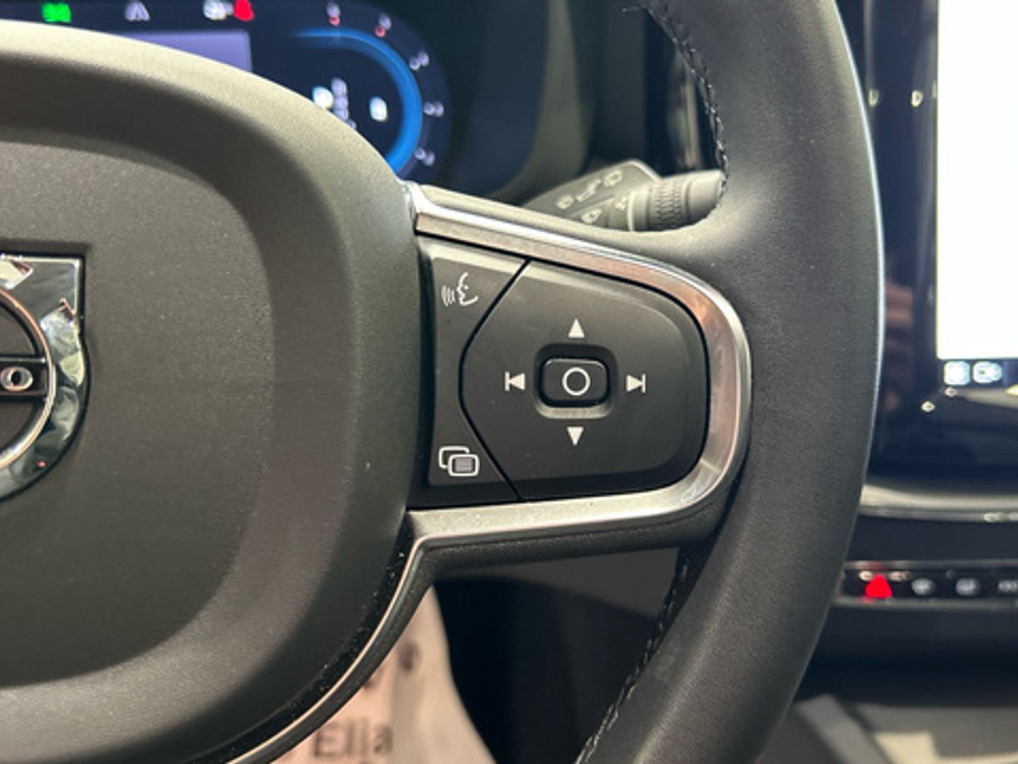 Volvo XC60 B4 D Core Auto 145 kW (197 CV)