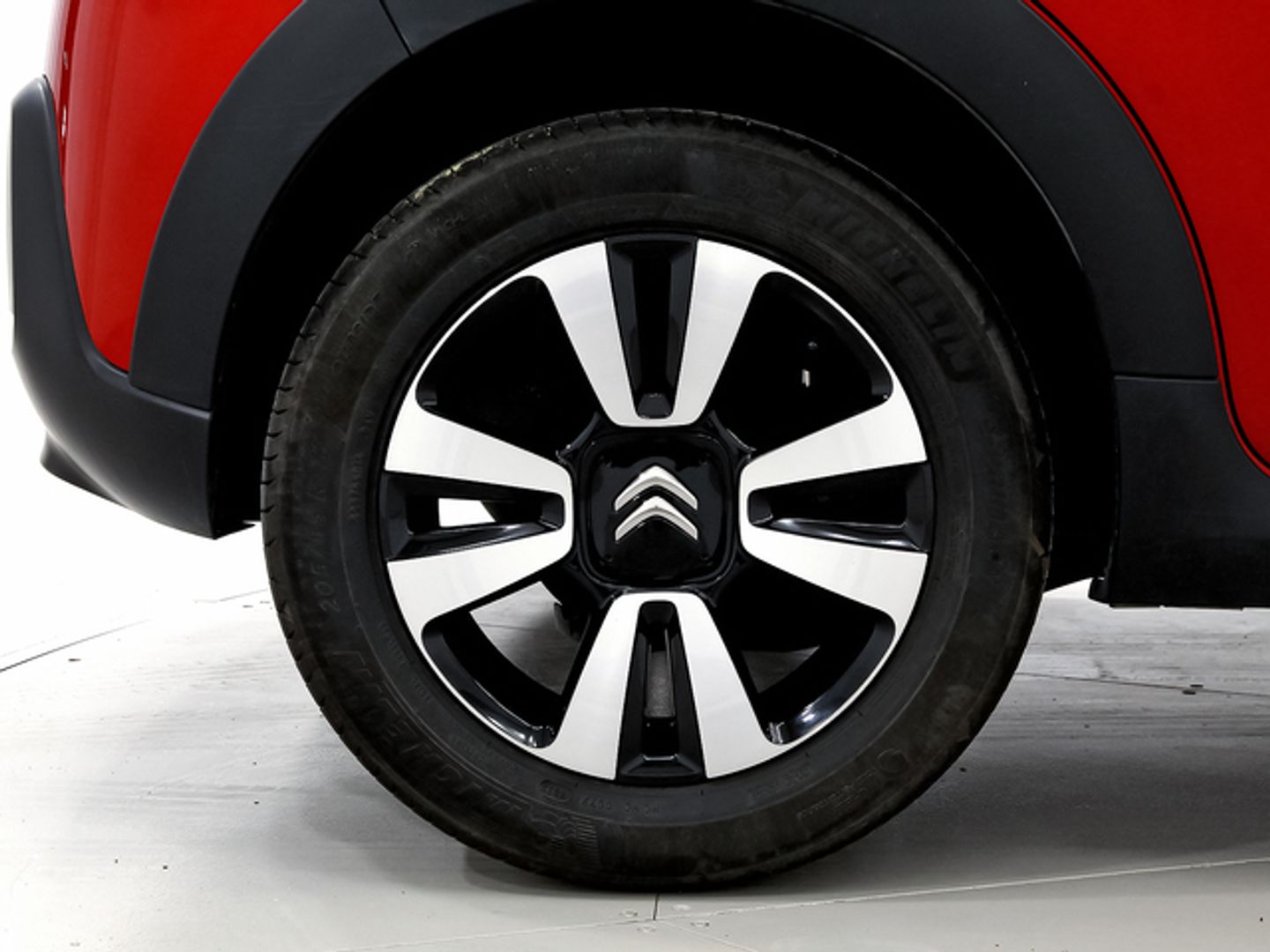 Citroen C3 PureTech 82 Shine 61 kW (83 CV)
