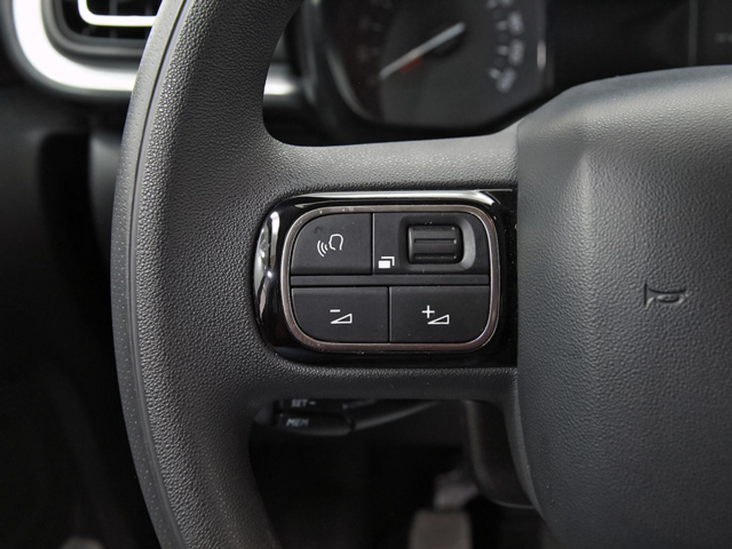 Citroen C3 PureTech 82 Shine 61 kW (83 CV)