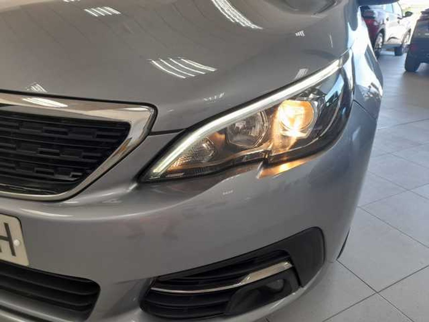 Peugeot 308 Active Pack BlueHDi S&S 75 kW (100 CV)