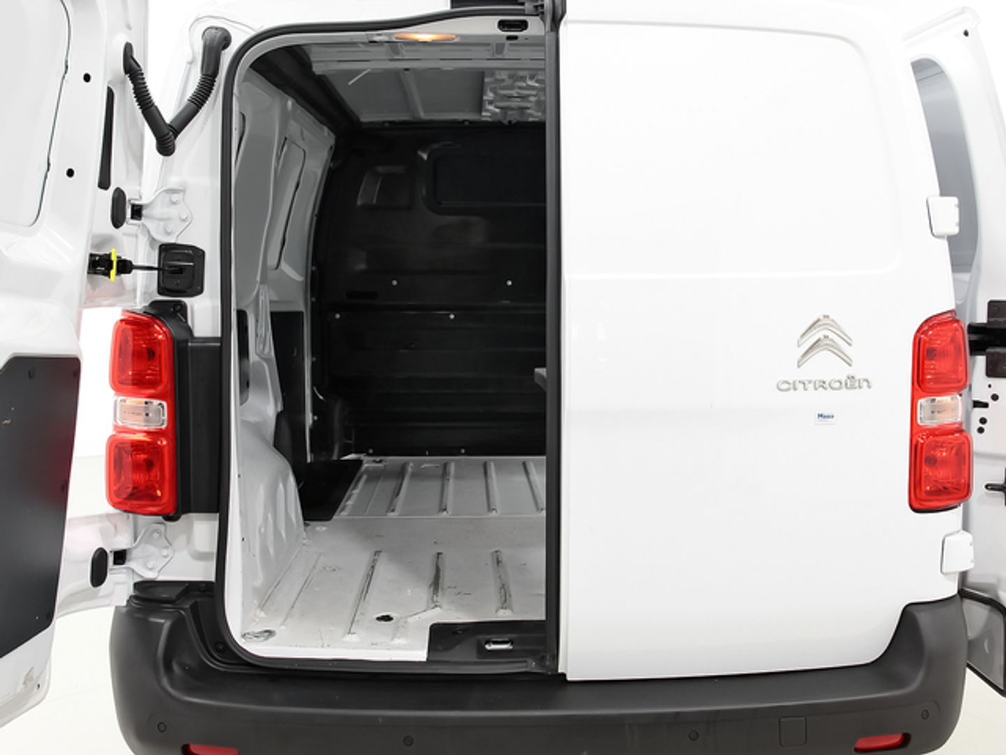 Citroen Jumpy Furgon BlueHDi 100 Talla M 75 kW (102 CV)
