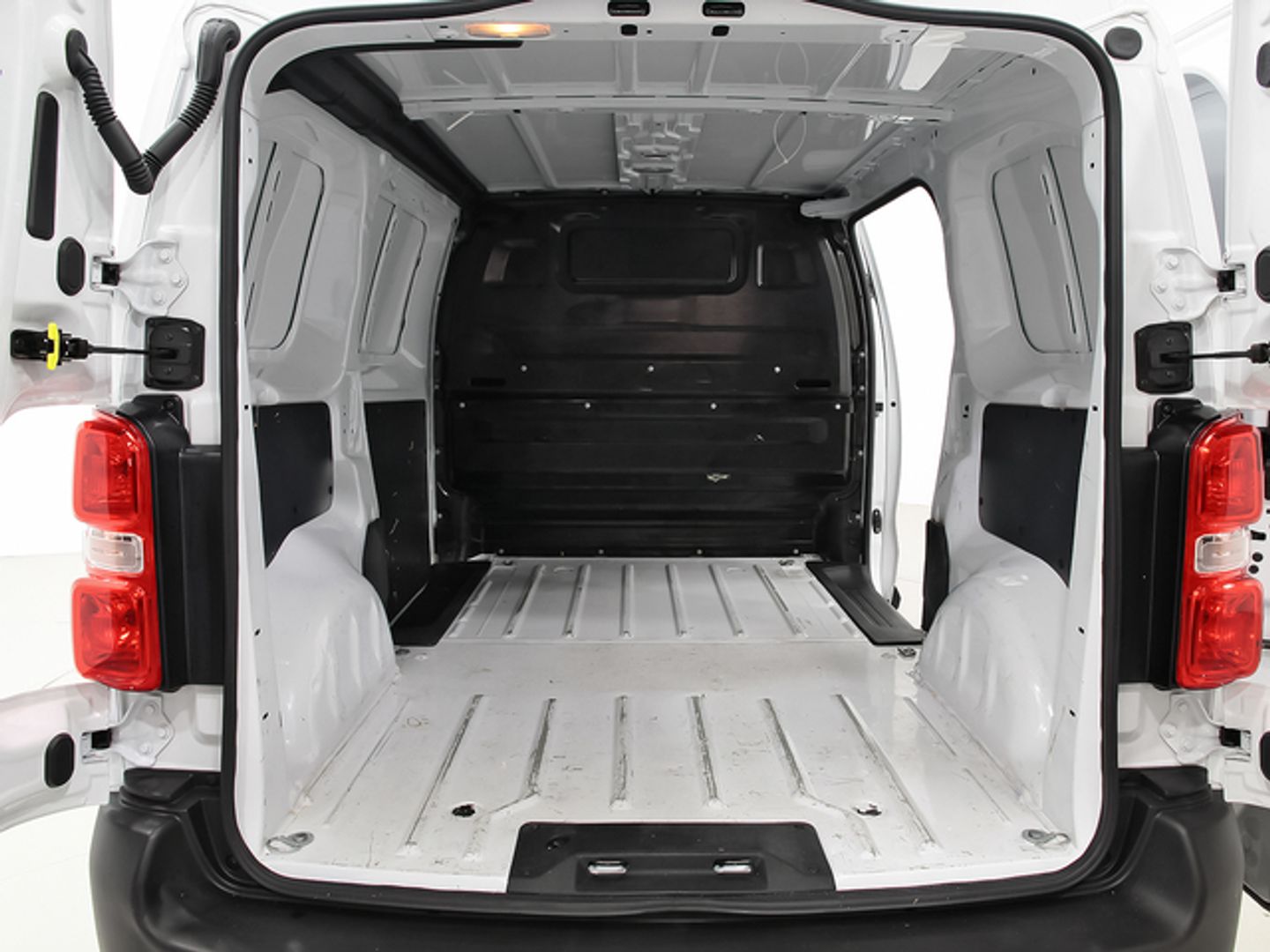 Citroen Jumpy Furgon BlueHDi 100 Talla M 75 kW (102 CV)