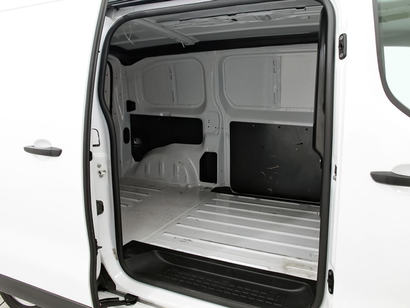 Citroen Jumpy Furgon BlueHDi 100 Talla M 75 kW (102 CV)