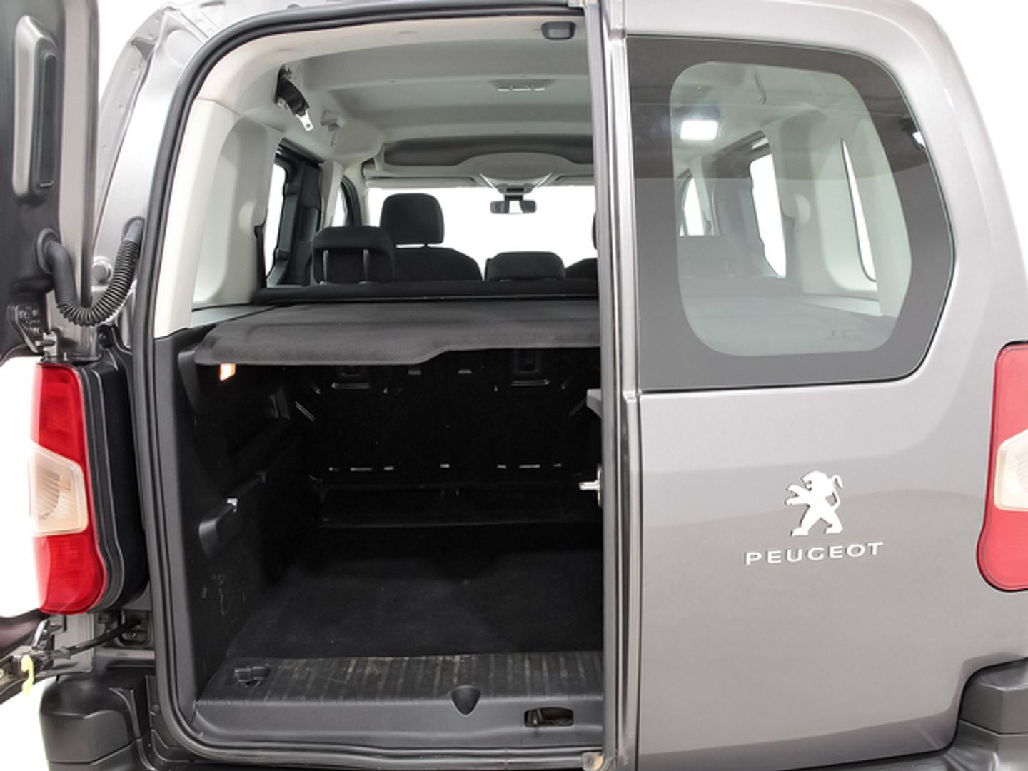 Peugeot Rifter BlueHDi 100 Active Pack Standard 73 kW (100 CV)