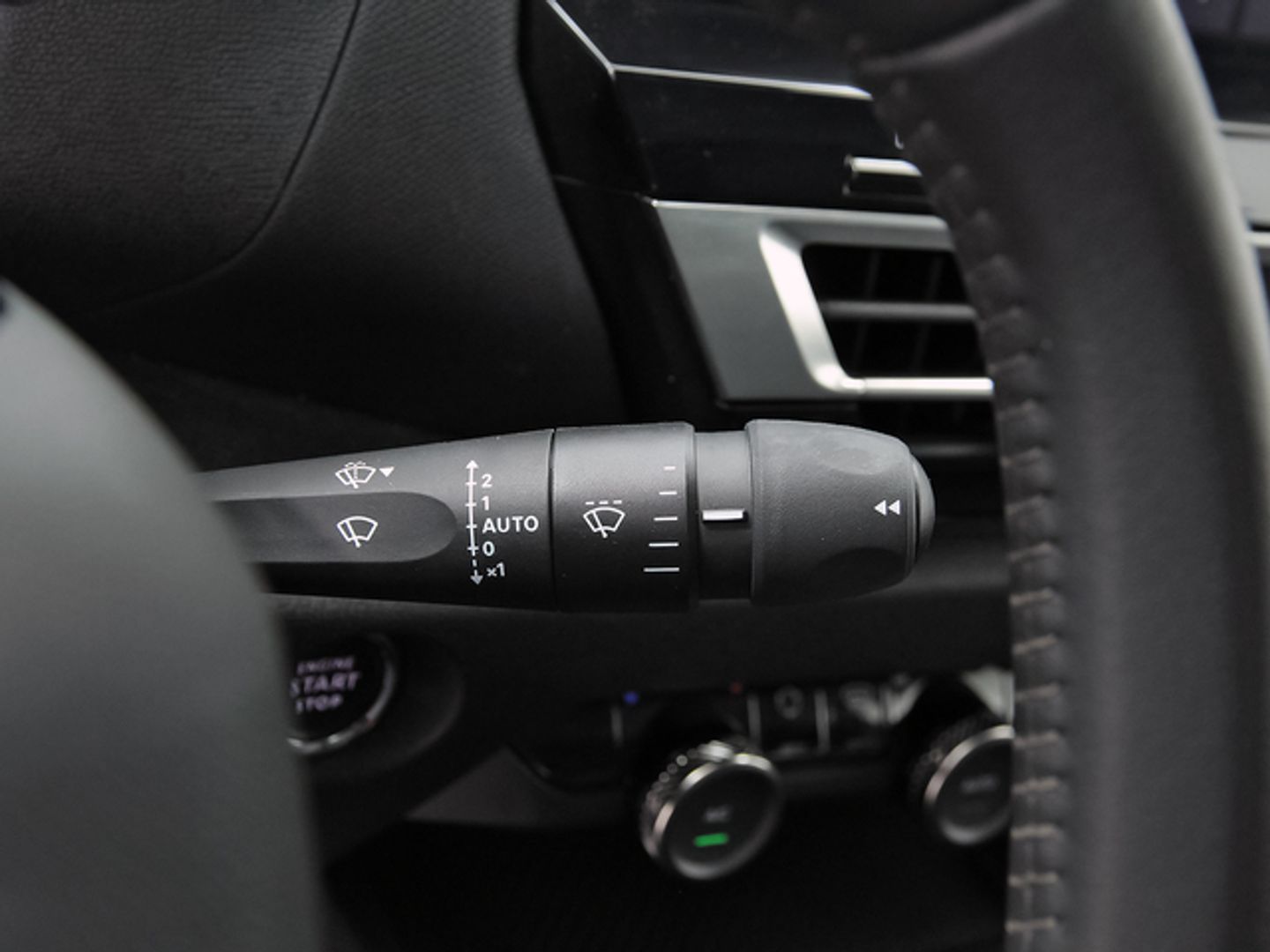 Citroen C4 PureTech 130 S&S Plus EAT8 96 kW (131 CV)