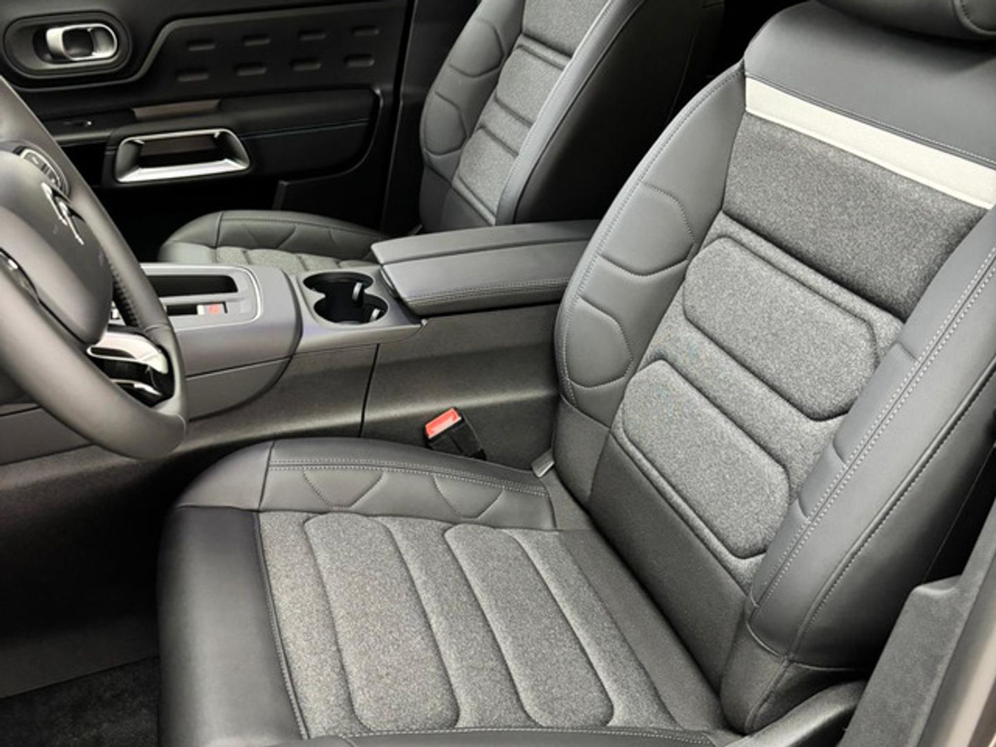 Citroen C5 Aircross Hybrid Plus e-DCS6 100 kW (136 CV)
