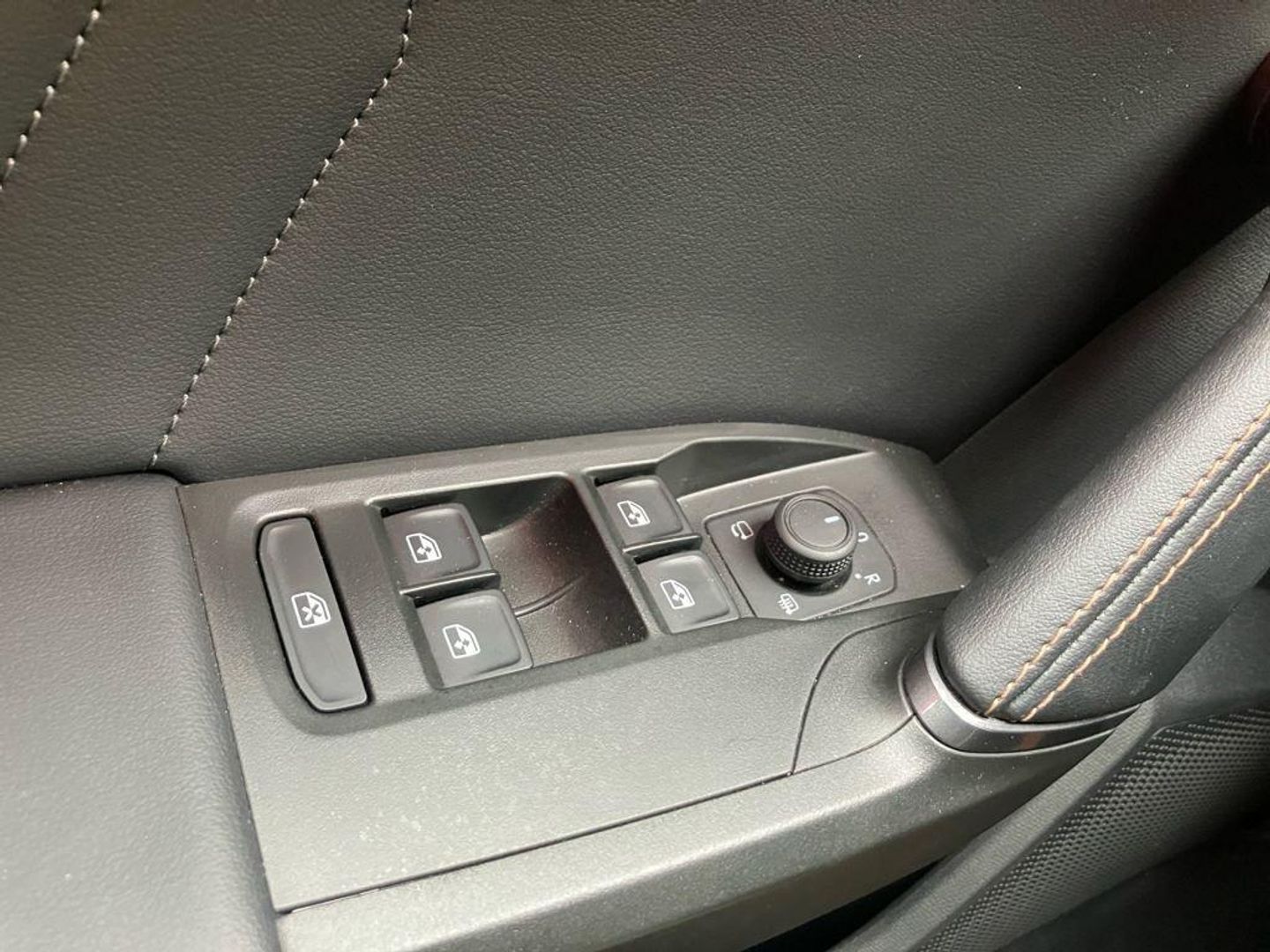 CUPRA León 1.5 eTSI DSG 110 kW (150 CV)