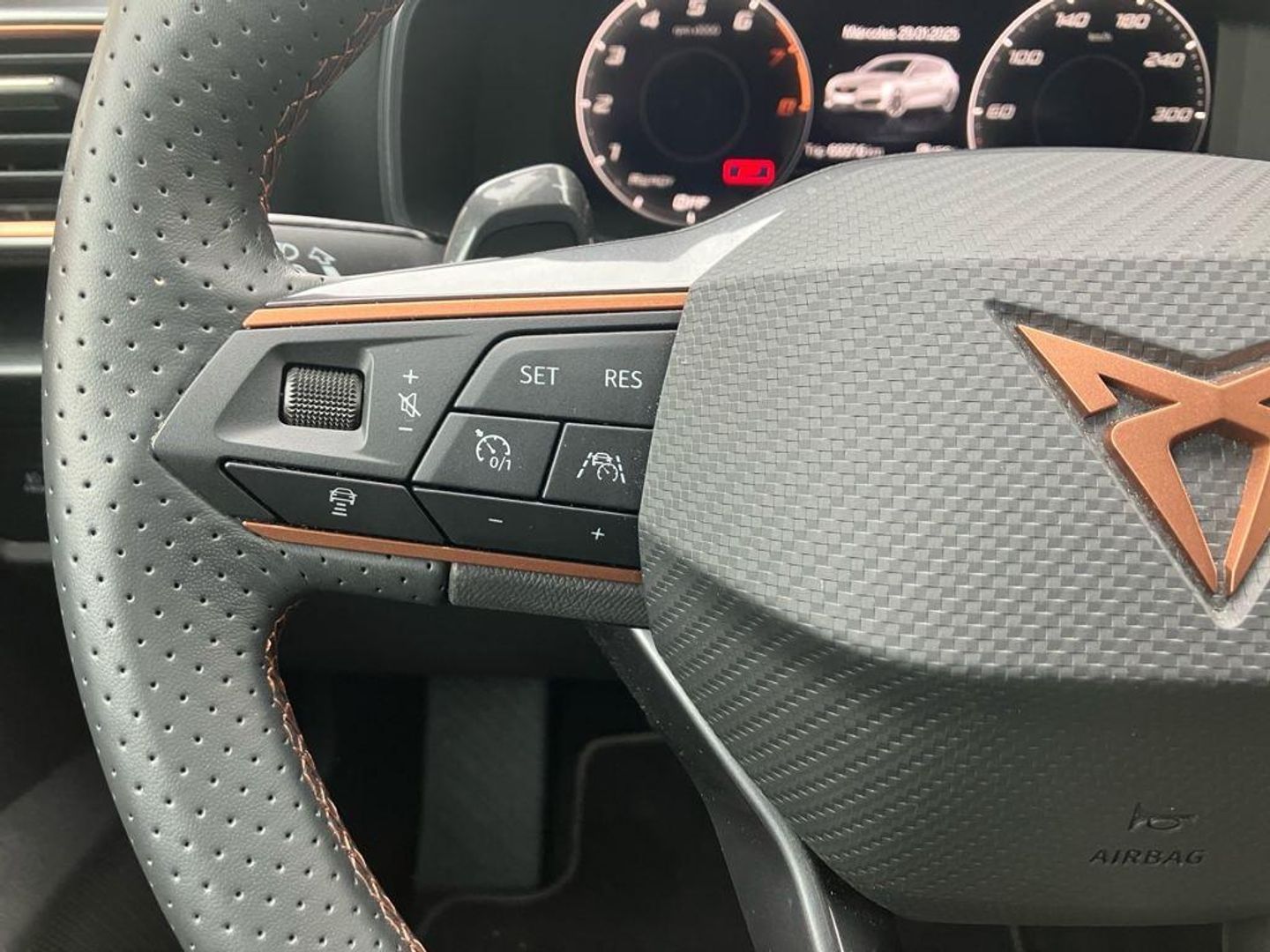CUPRA León 1.5 eTSI DSG 110 kW (150 CV)