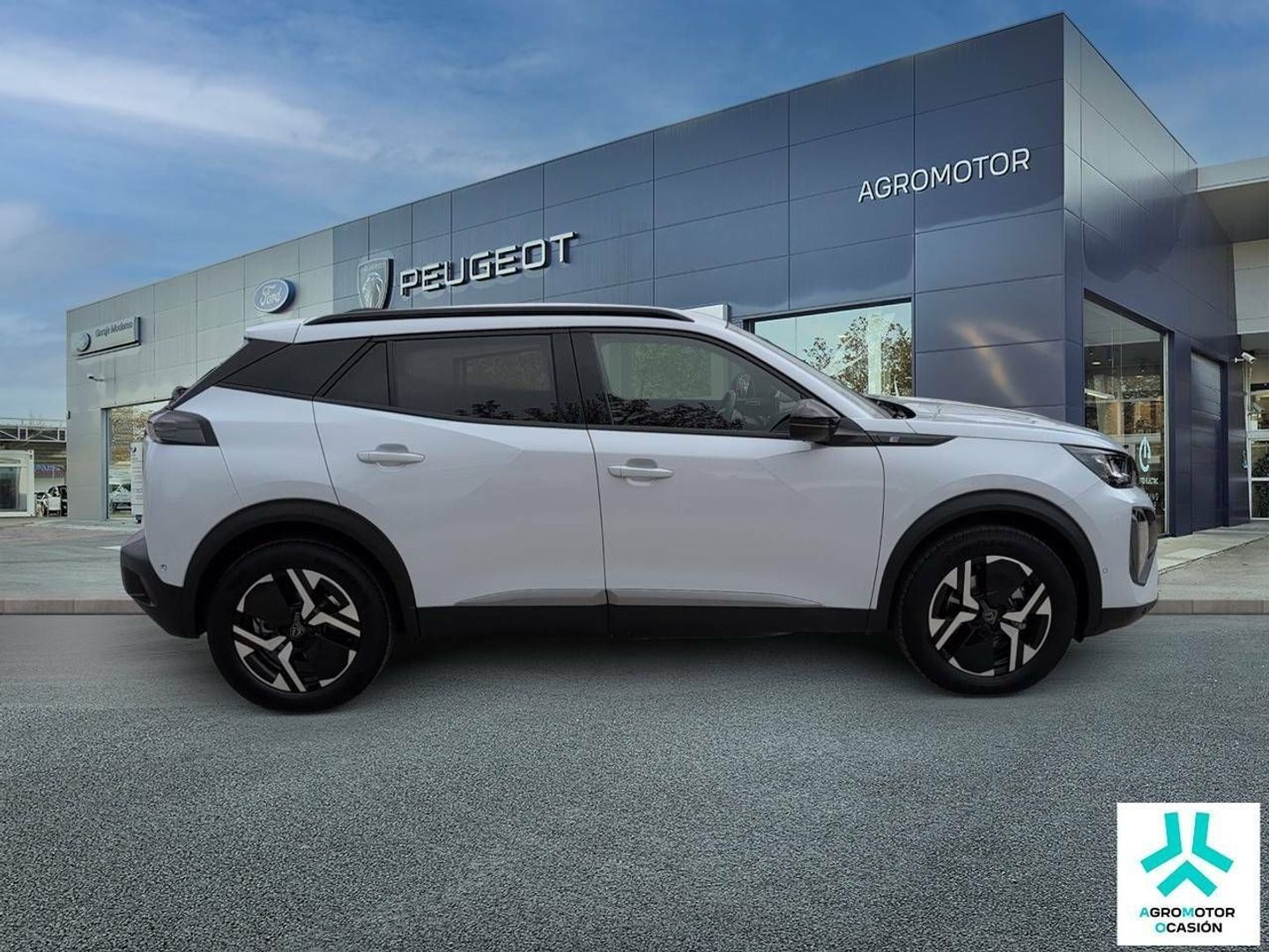 Peugeot e-2008 Eléctrico Allure 115 kW (156 CV)