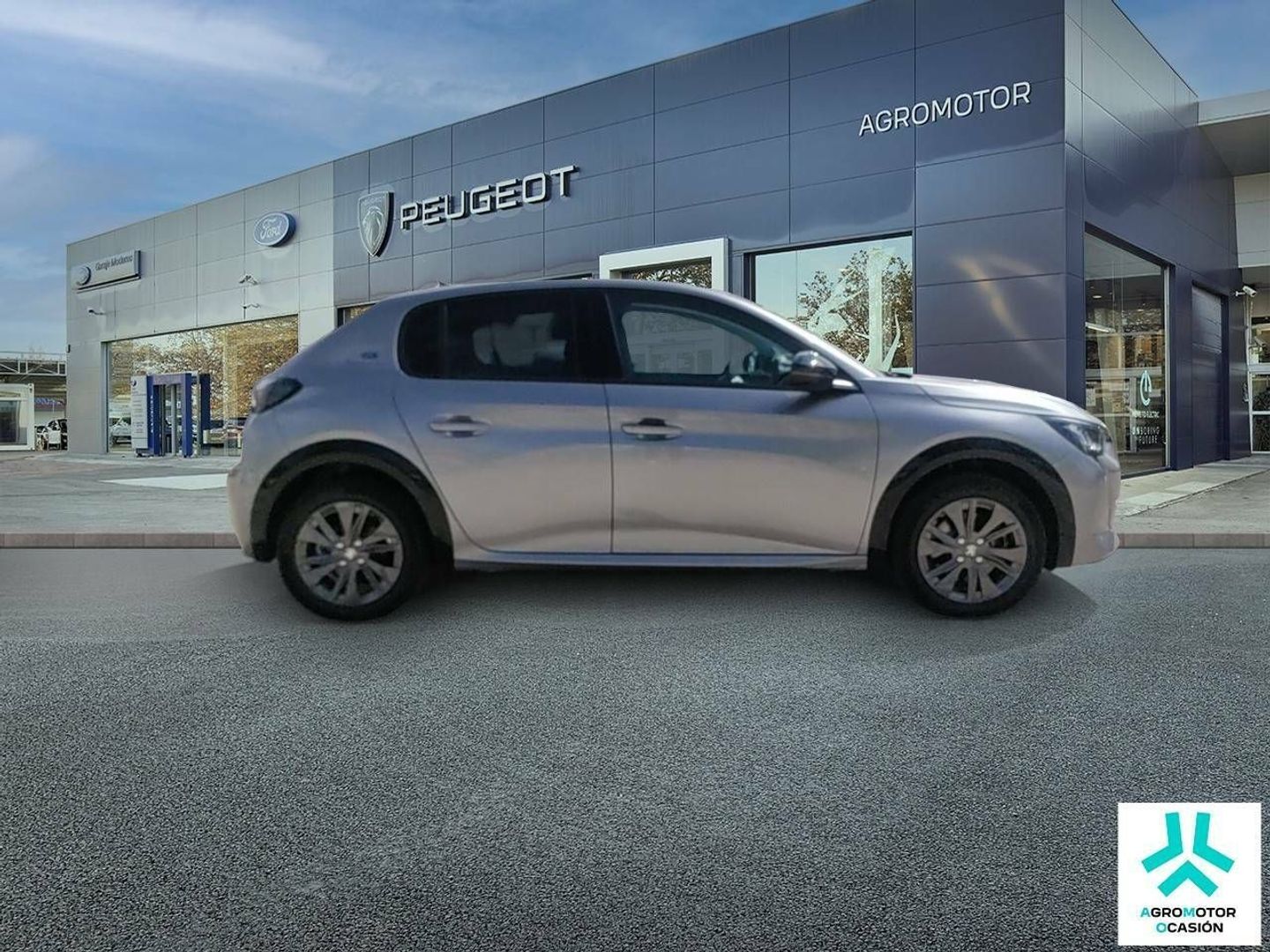 Peugeot e-208 Eléctrico Allure 100 kW (136 CV)