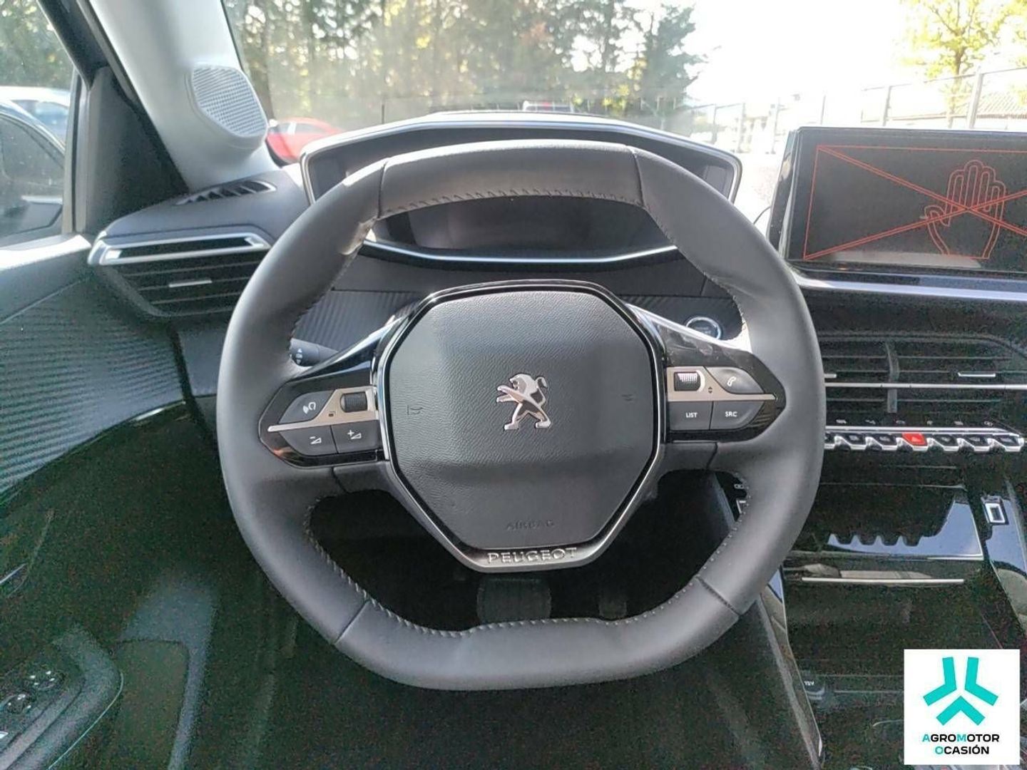 Peugeot e-208 Eléctrico Allure 100 kW (136 CV)