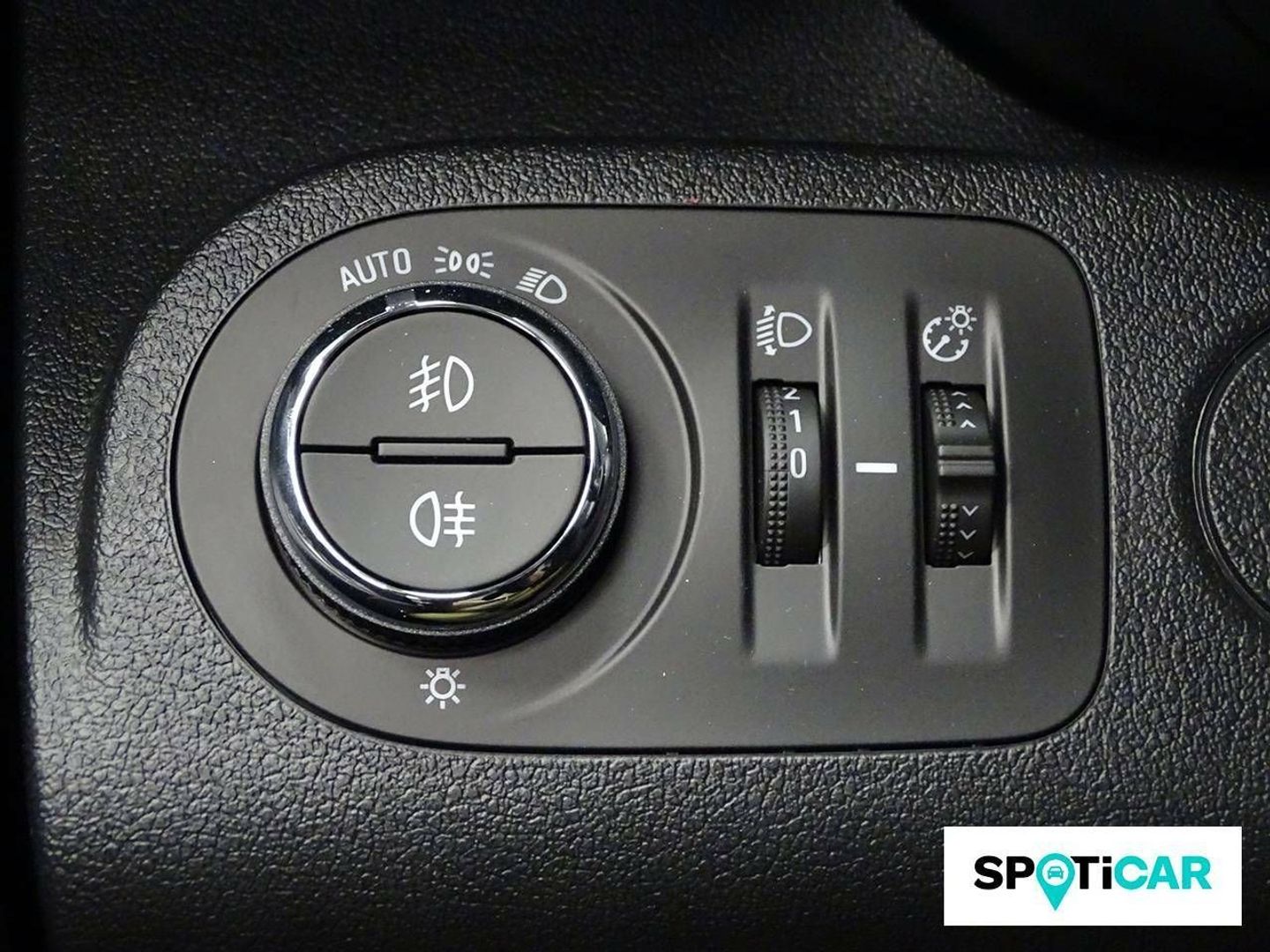 Opel Combo-e Life BEV 50kWh Elegance Plus L 100 kW (136 CV)